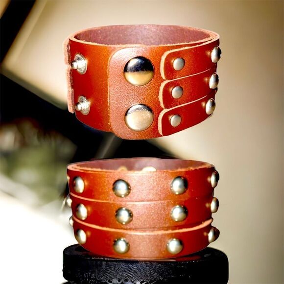 Leather Cuff l 3-Row Rivet l In Brown &. Black l Soft PU Band l Unisex l New - Picture 6 of 6